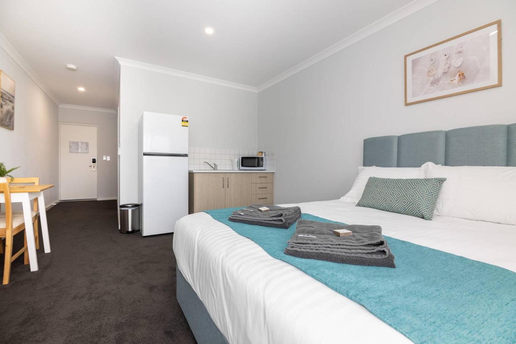 Jurien Bay Motel Apartments Екстериор снимка